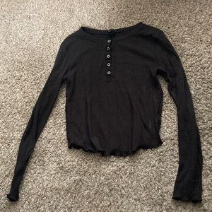 Wild fable black top size small